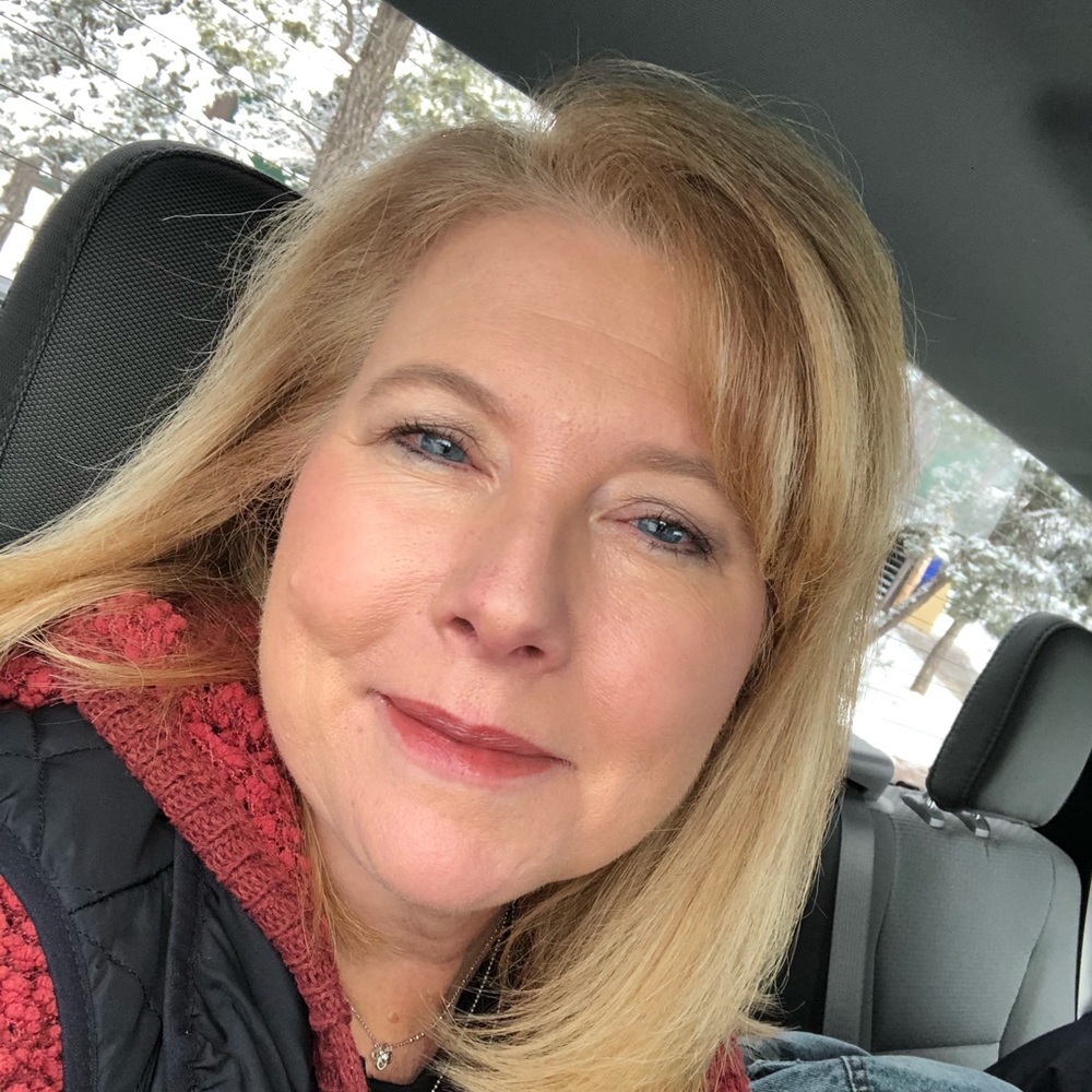 Meet your Posher, Sharon